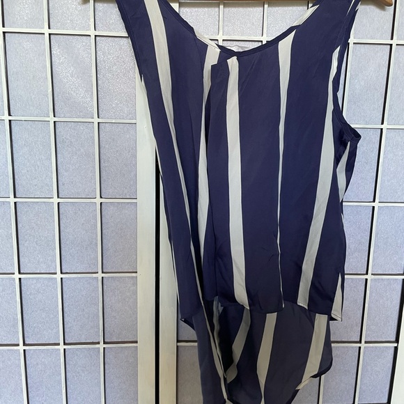 BCBG Generation flowy striped tank top Small - Picture 2 of 6